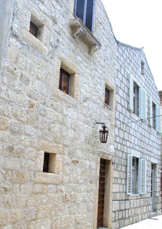 Holiday Home Lija Center ラブ エクステリア 写真