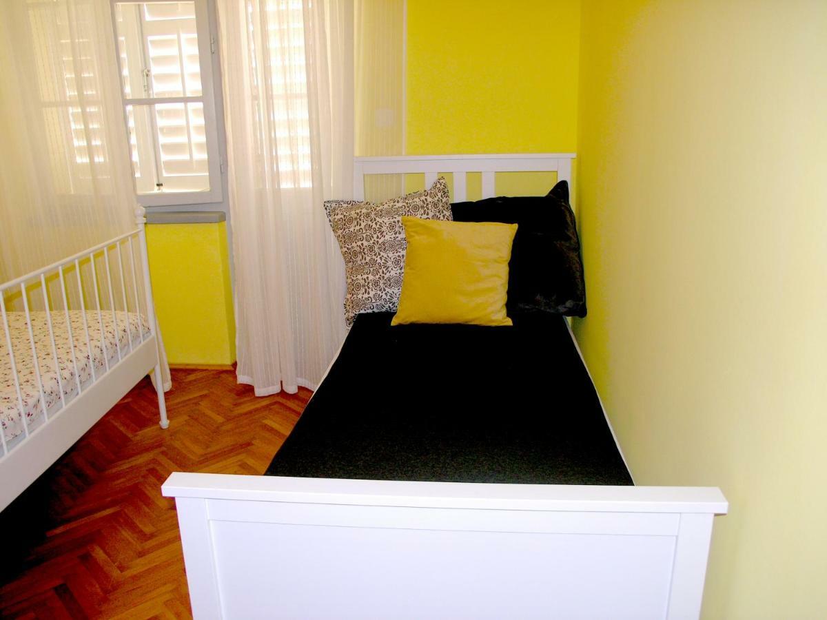 Holiday Home Lija Center ラブ エクステリア 写真